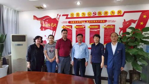 強(qiáng)化社會(huì)服務(wù)功能，發(fā)揮新型智庫(kù)作用——省社科聯(lián)赴省經(jīng)濟(jì)戰(zhàn)略學(xué)會(huì)開展專題調(diào)研